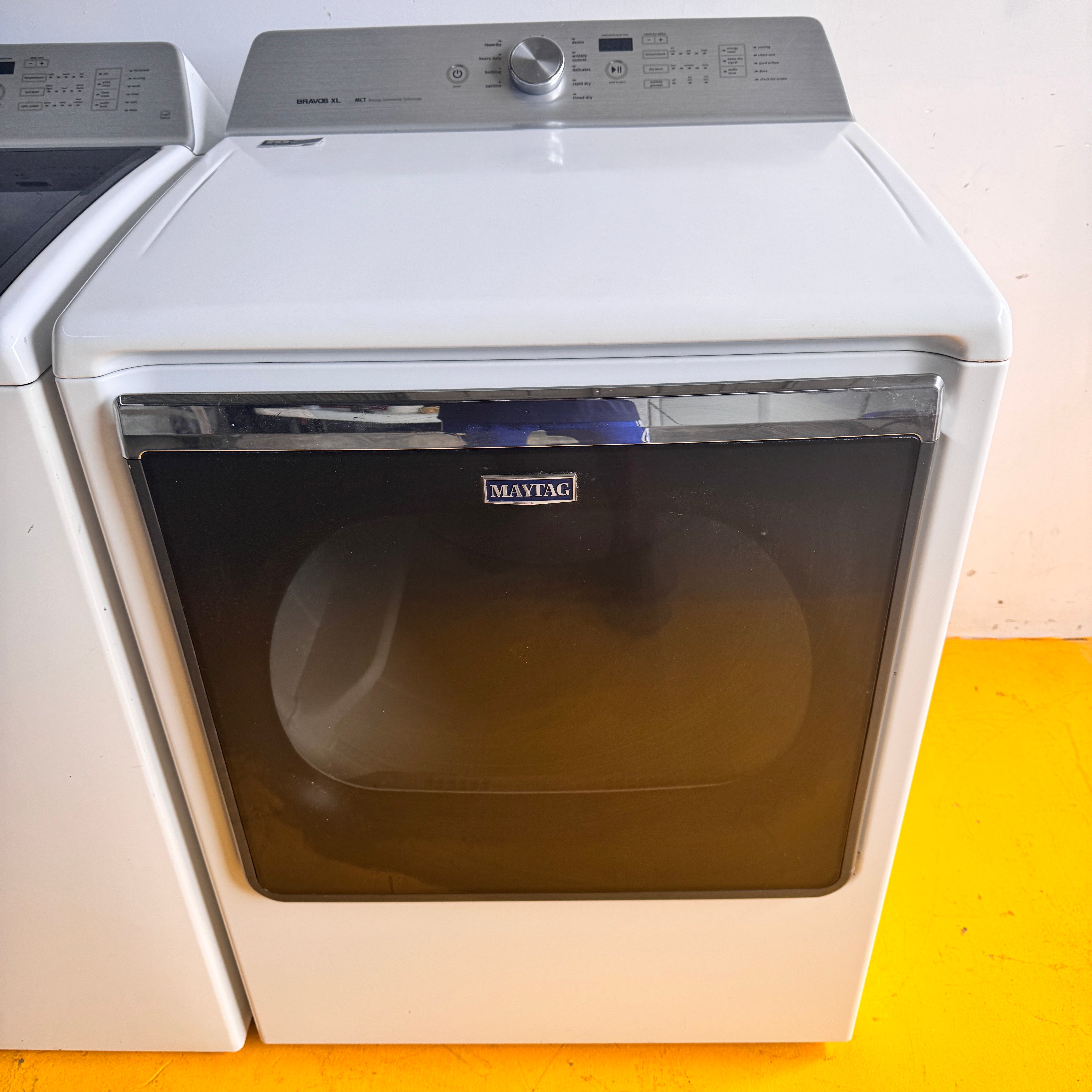 Maytag Bravos Washer and Dryer XL Maytag Bravos Washer and Dryer XL